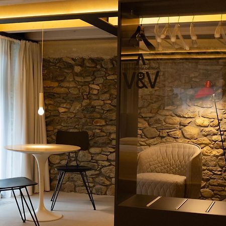 V&V Rentroom Design Gignod Luaran gambar
