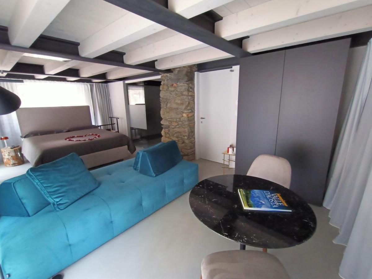 V&V Rentroom Design Gignod Luaran gambar
