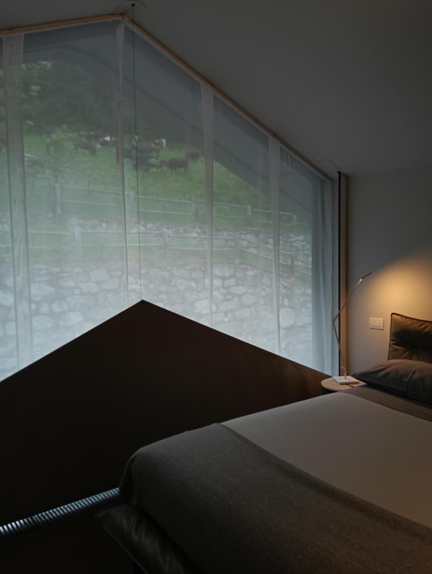 V&V Rentroom Design Gignod Bilik gambar