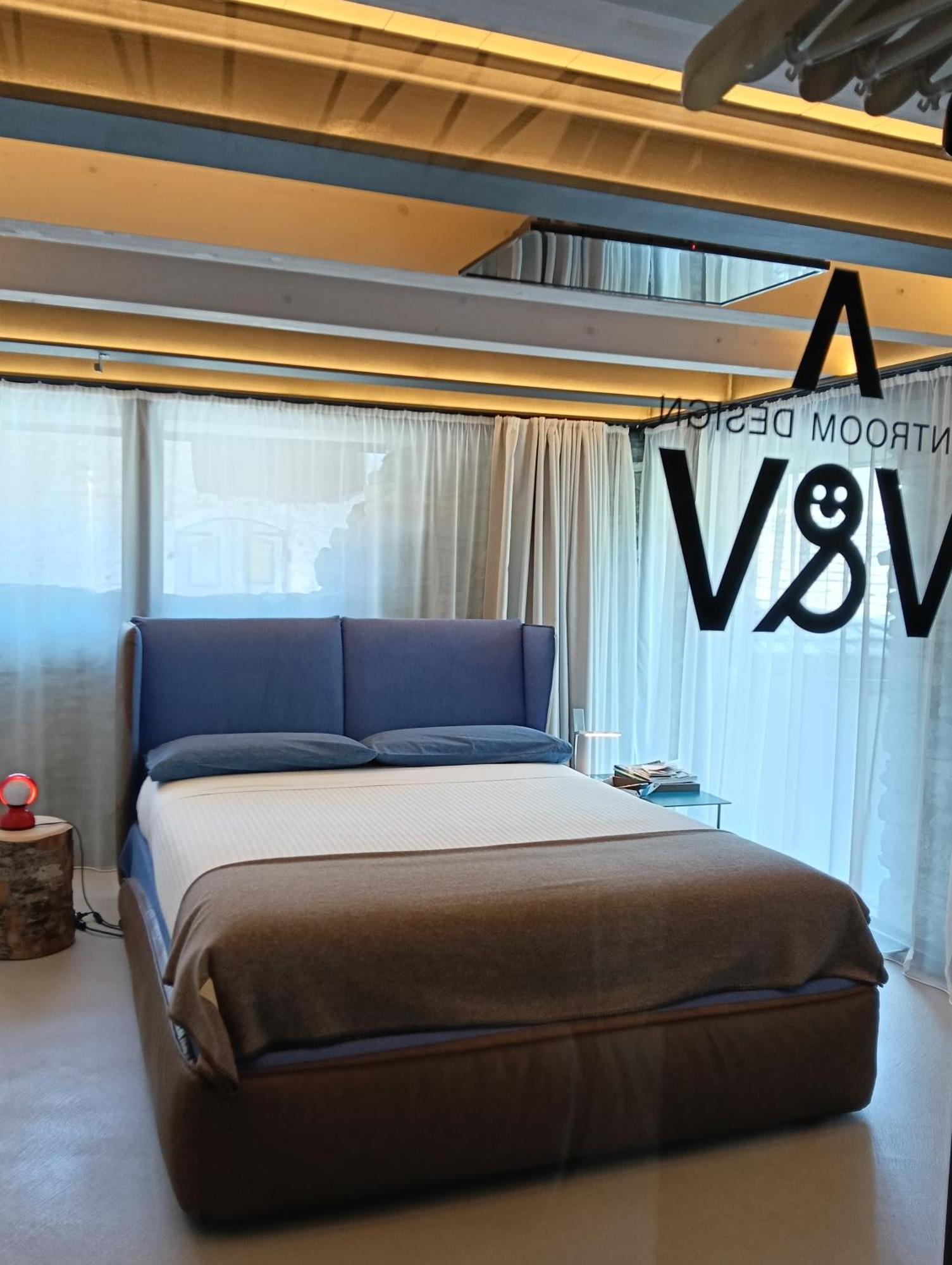 V&V Rentroom Design Gignod Luaran gambar